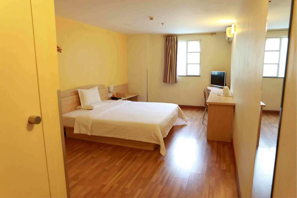 7Days Inn Bazhong Nanchi South Road Phoenix City Phòng bức ảnh