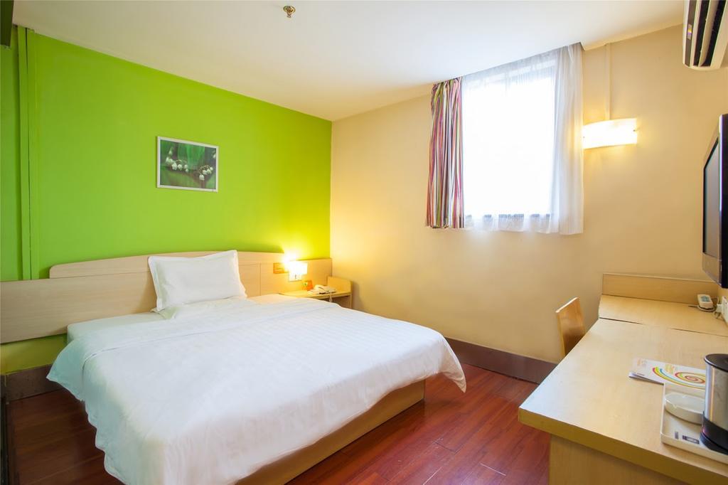 7Days Inn Bazhong Nanchi South Road Phoenix City Ngoại thất bức ảnh